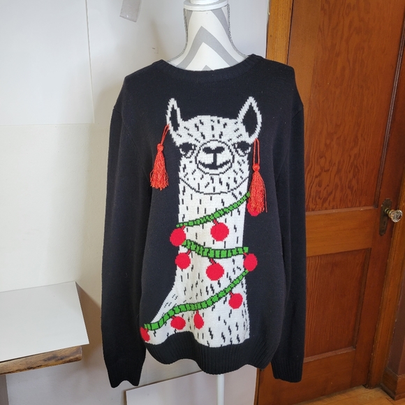 Imagin 8 Sweaters - Imagin8 Christmas Llama "Ugly Christmas sweater" tassel earing Size Large